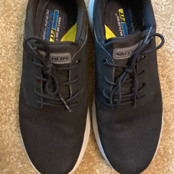 Skechers Mens Black Delson Shoe - Picture 4 of 9